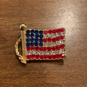 American 🇺🇸 Flag Brooch